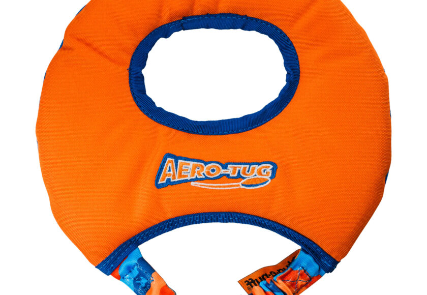 A studio product photograph of the Aero-tug pet accessory, centred against a seamless, solid white background